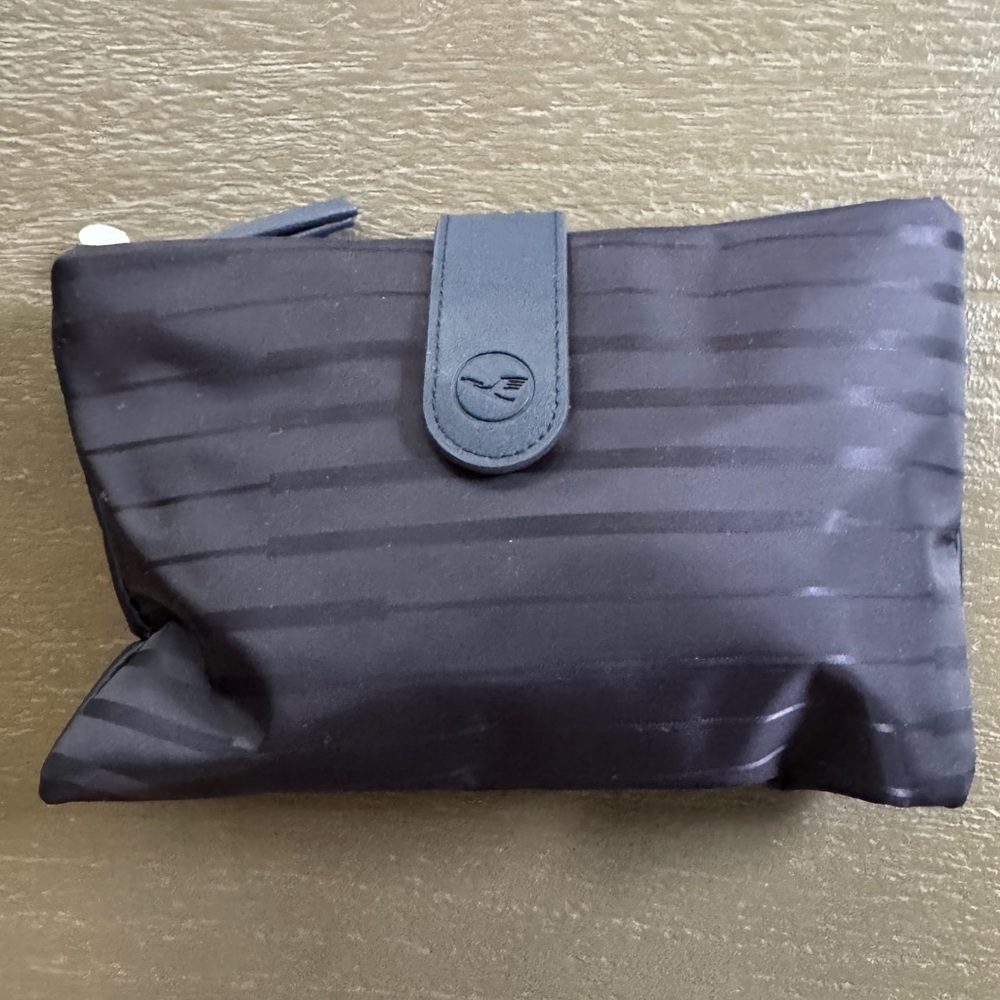 Lufthansa SEALED Navy Amenity Kit from an October 2025 flight